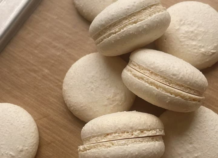 NO RESTING FRENCH MERENGUE MACARONS (recipe only)
