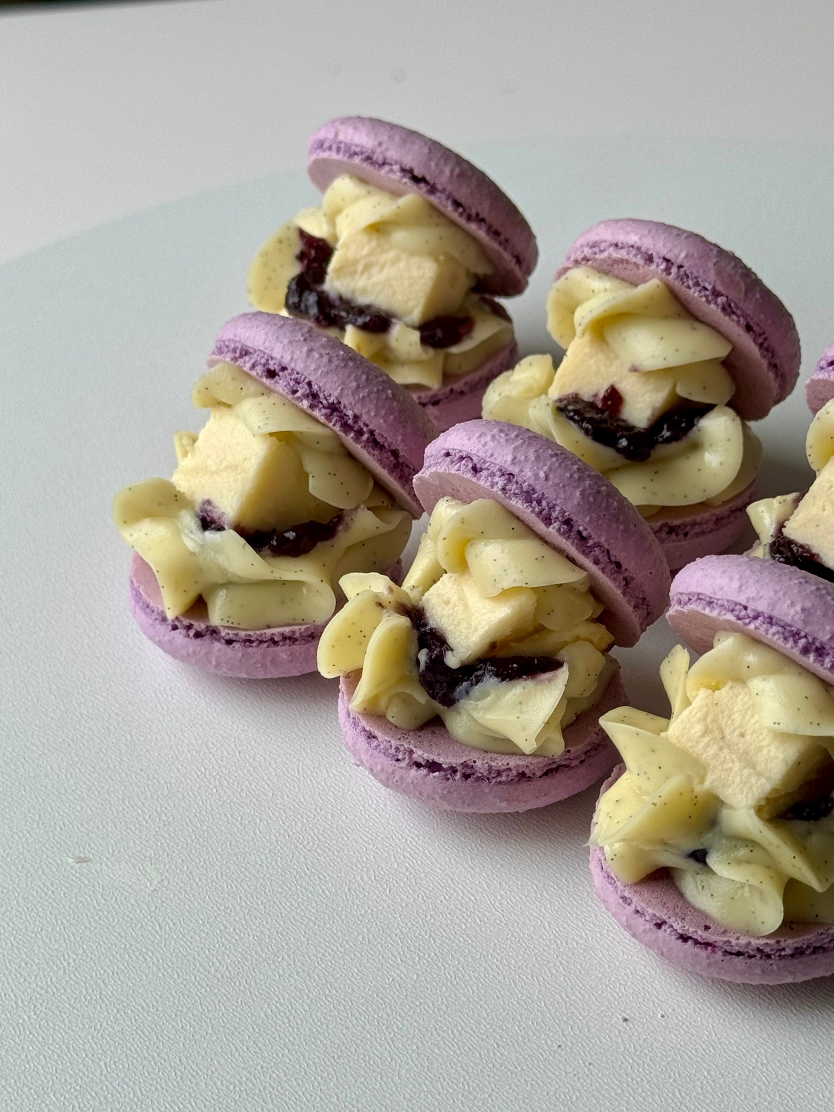 Vanilla Basque cheesecake and blueberry macaron recipe card preview